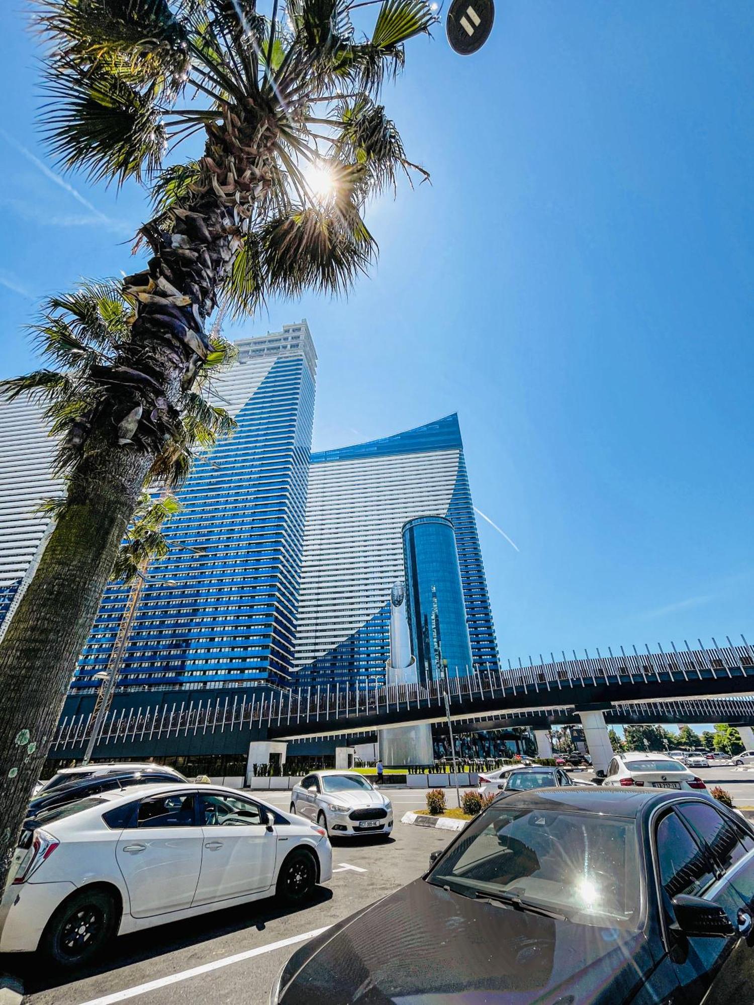 Seaside Vip Hotel Батуми Экстерьер фото