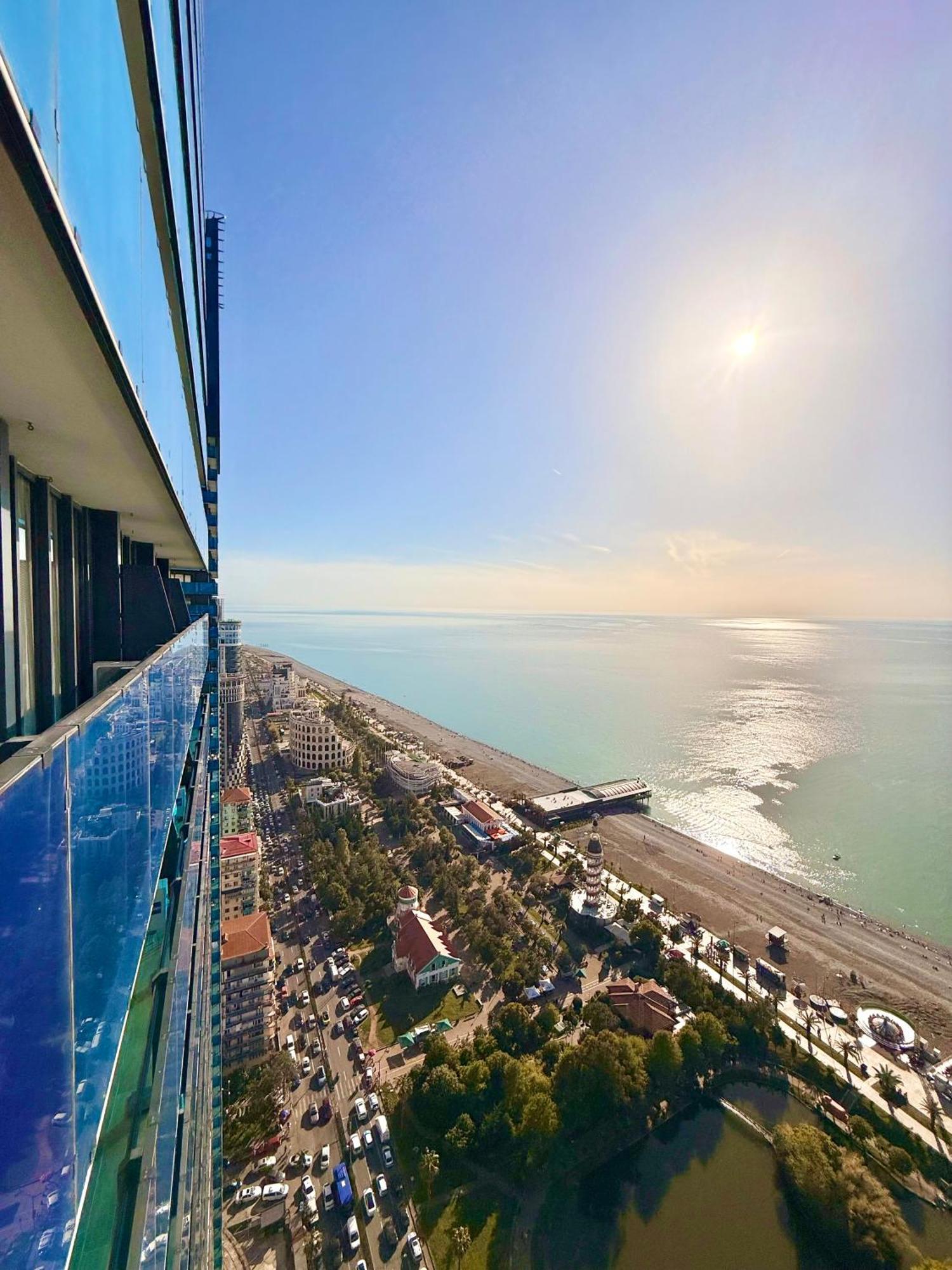Seaside Vip Hotel Батуми Экстерьер фото