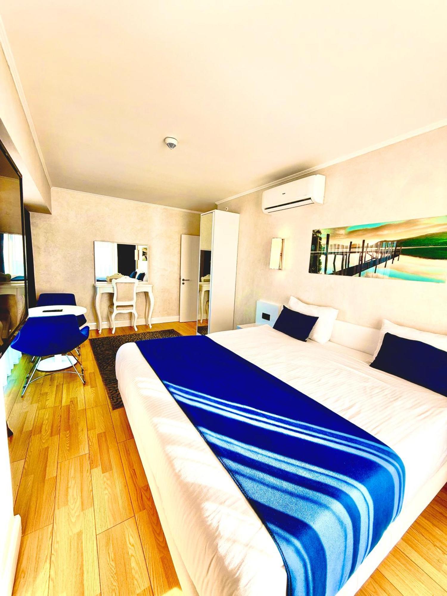 Seaside Vip Hotel Батуми Экстерьер фото