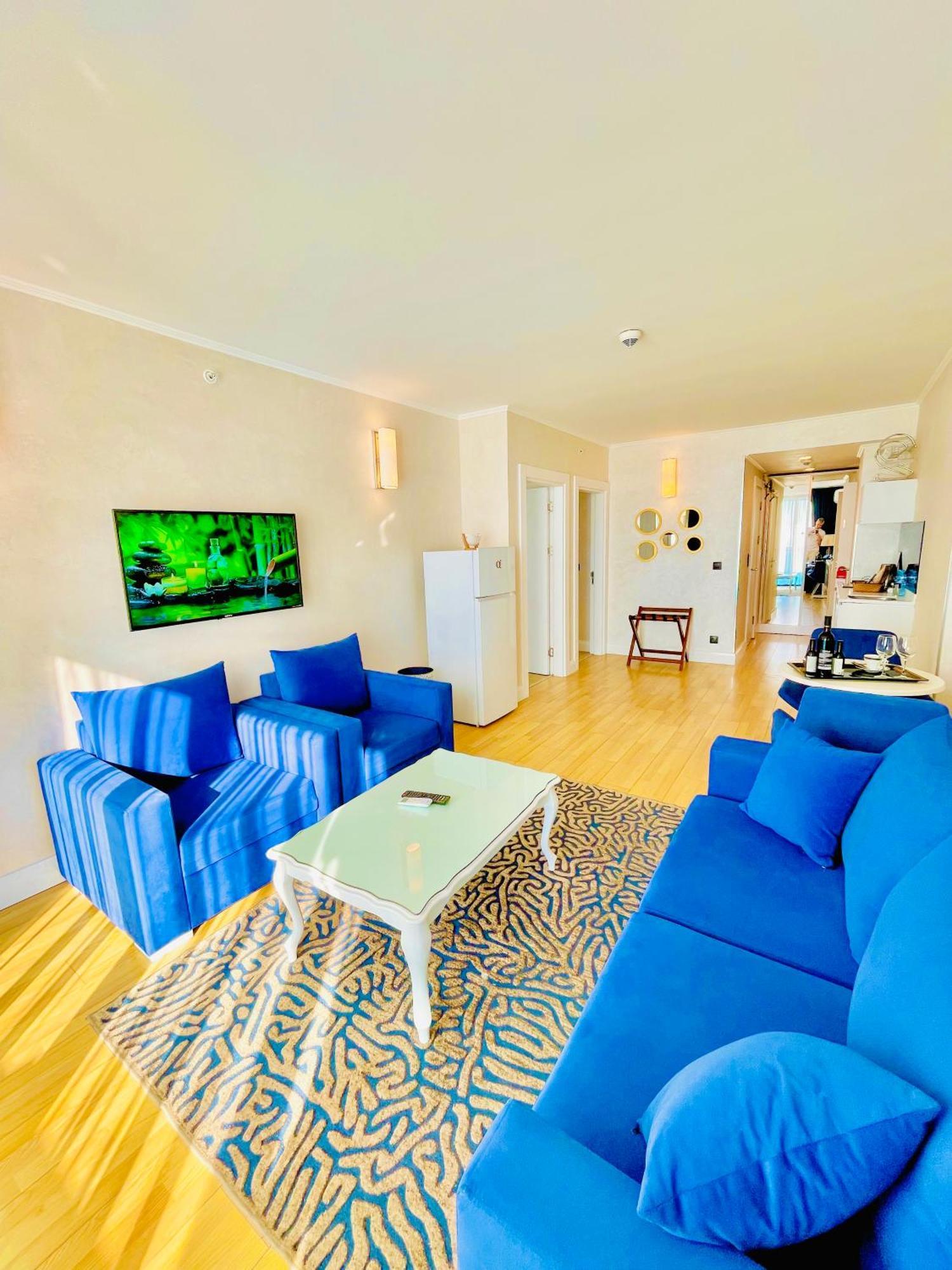 Seaside Vip Hotel Батуми Экстерьер фото